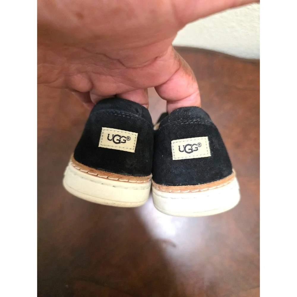 Ugg Women's Black Suede Lace-Up Flats Size 7.5 With Ribbon Detail‎